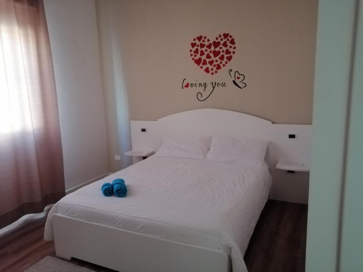 Ginny'S Room Quartu SantʼElena Exterior foto
