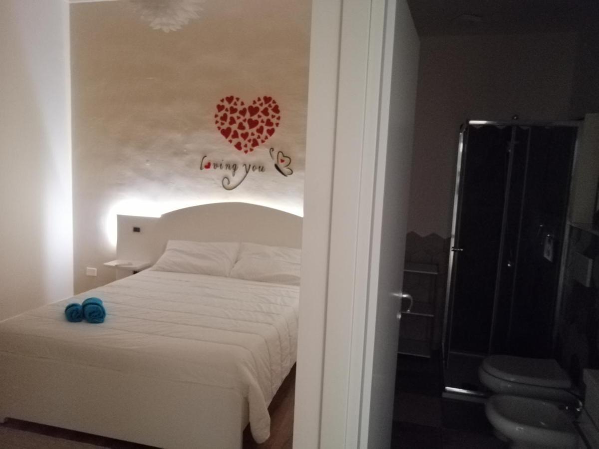 Ginny'S Room Quartu SantʼElena Exterior foto