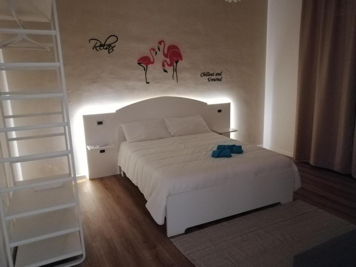 Ginny'S Room Quartu SantʼElena Exterior foto